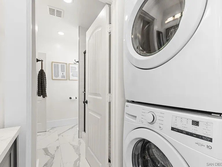 Building Photo - 3315 Gregory St