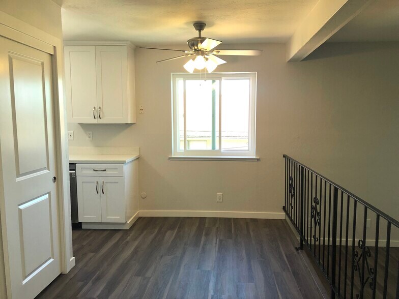 Building Photo - 504 Richmond Dr