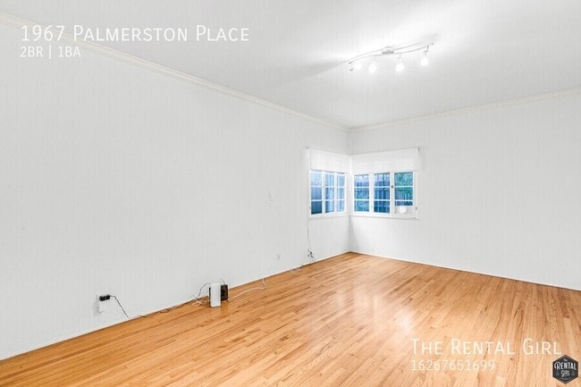 Building Photo - 1967 Palmerston Pl