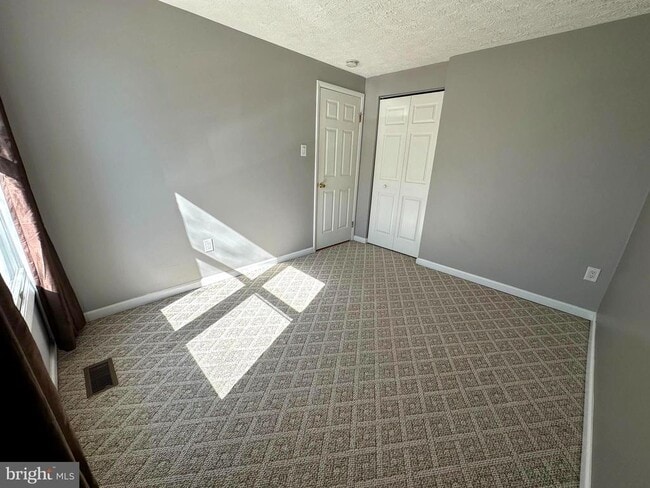 Building Photo - 7706 Havenside Terrace