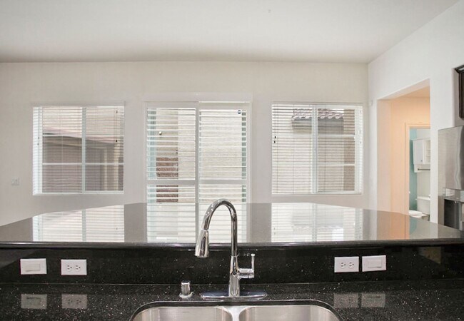 Building Photo - 3 Story Home With Large Loft IN Providence