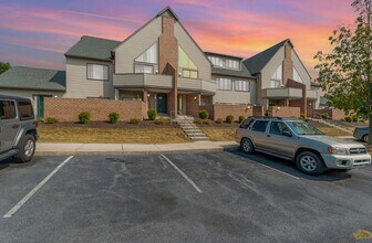 Building Photo - 1003 Cherrington Dr