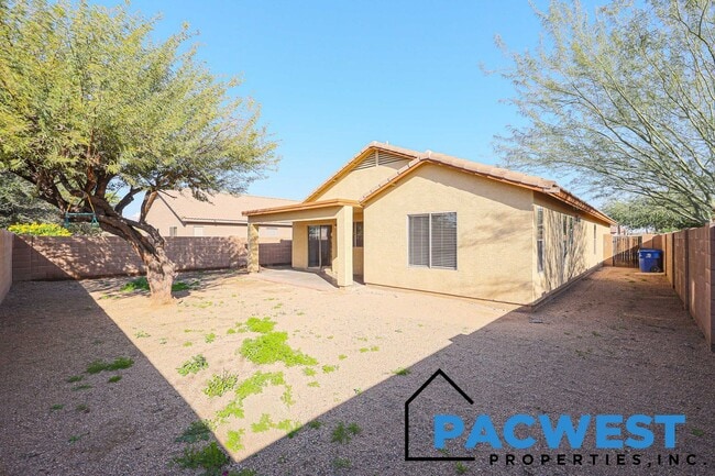 Building Photo - Desirable Coldwater Springs Neighborhood!