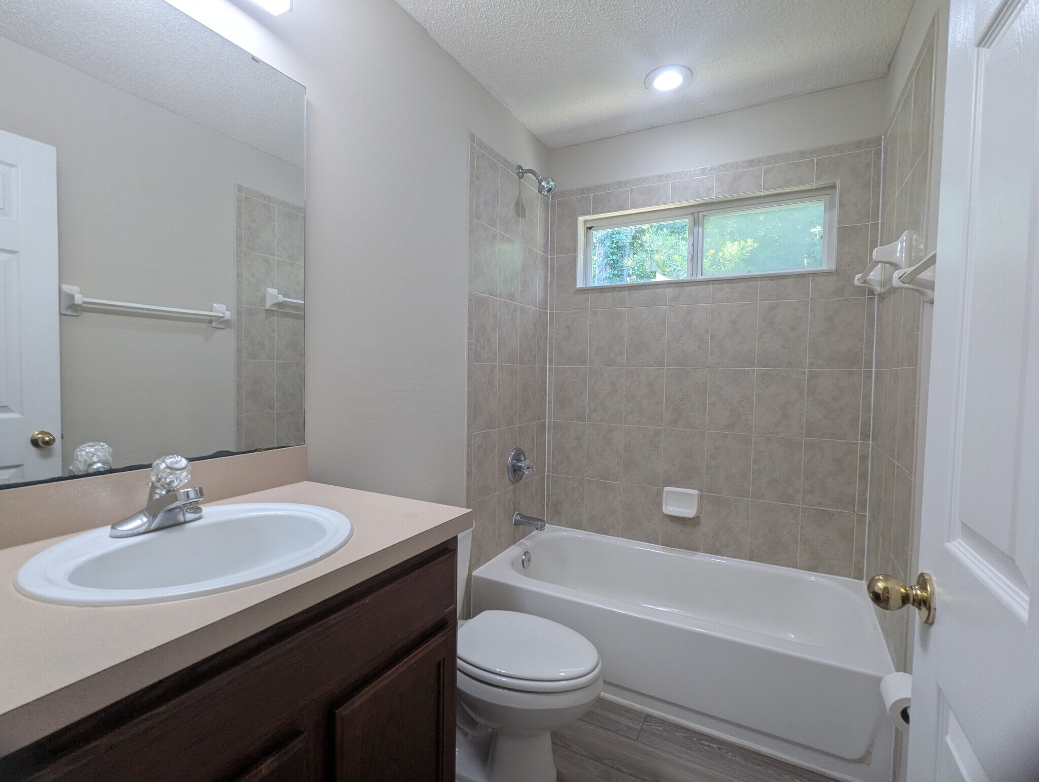 Building Photo - 128 Plantation Point Dr