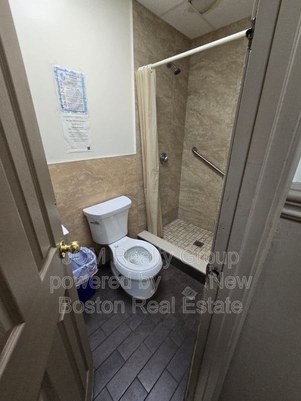 Building Photo - 191 Green St