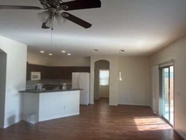 Building Photo - 22257 N Gibson Dr