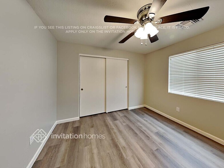 Building Photo - 13620 N 38th St