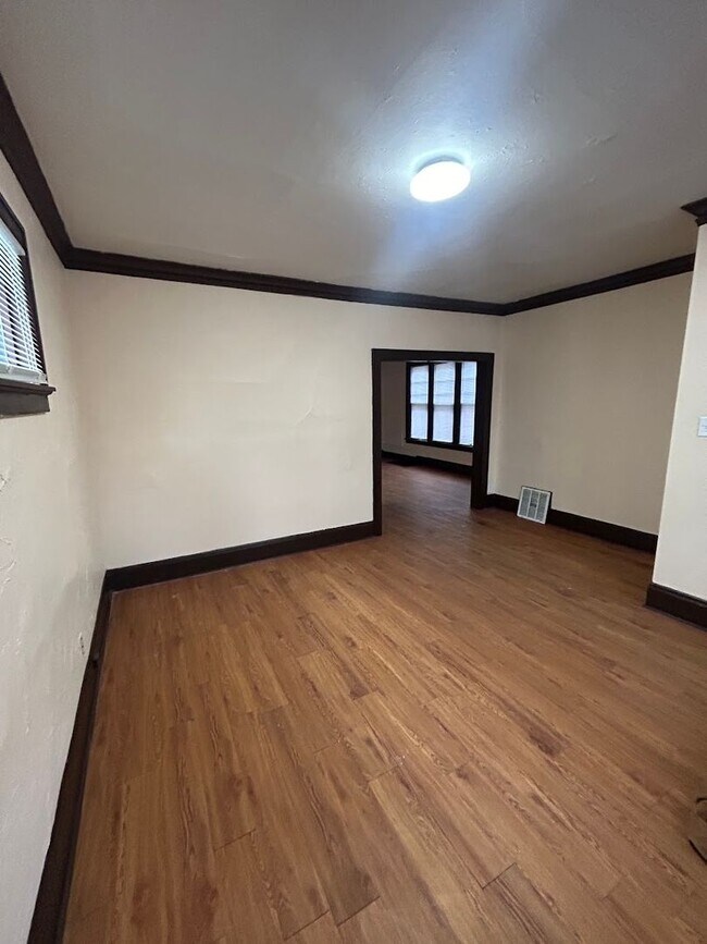 Building Photo - 1530N29thJ