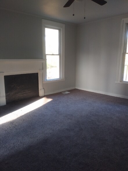 Building Photo - 8323 Malone St
