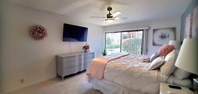 Building Photo - 46568 Arapahoe Dr