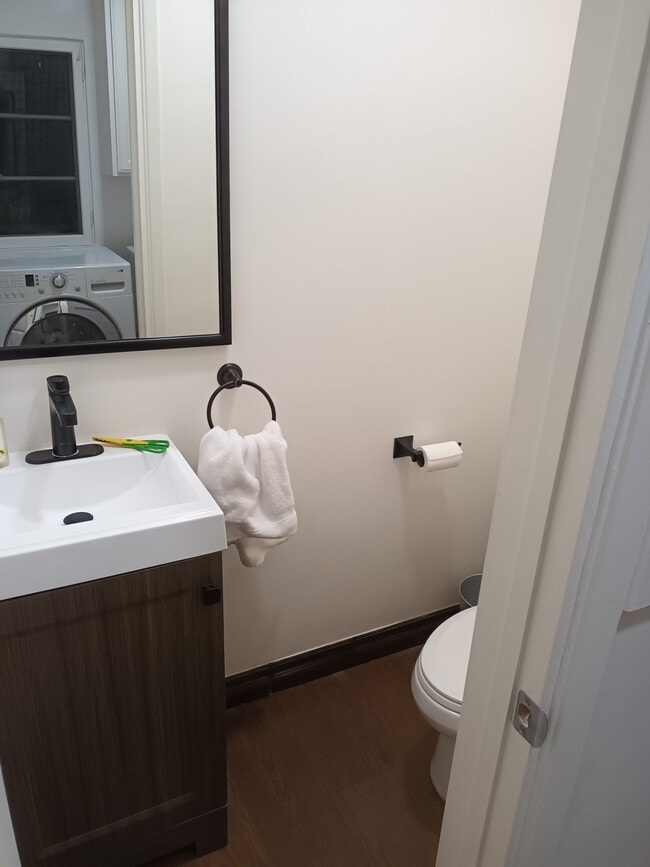 Building Photo - 359 Heather Heights Ct