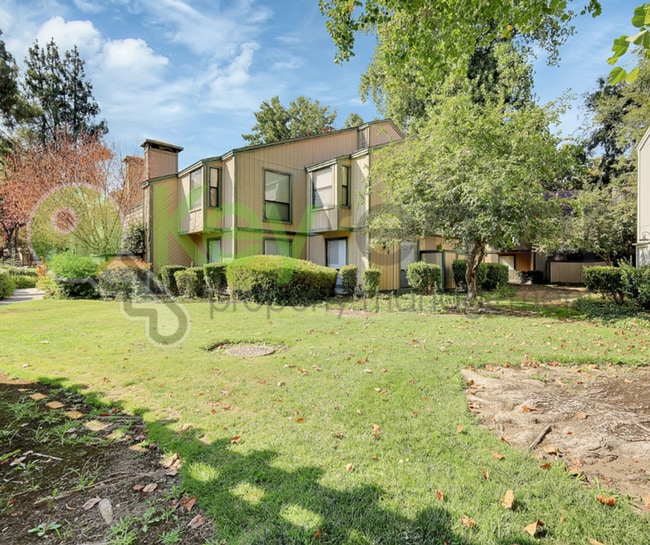 Building Photo - 600 Del Verde Cir