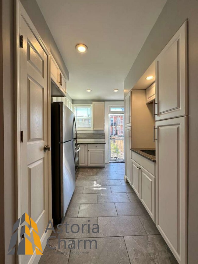 Building Photo - Spacious 3BR/2BA Home with Finished Basement and Fenced Yard – Edmondson Village