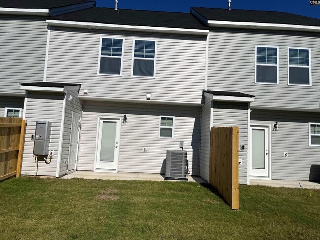 Building Photo - 314 Woodcock Dr