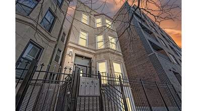 Building Photo - 1337 N Western Ave