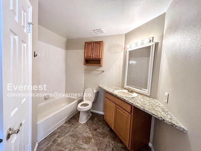 Building Photo - 7855 Brandy Cir