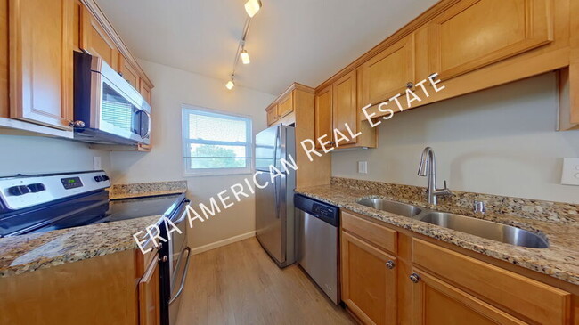 Building Photo - 3857 Indian Trail