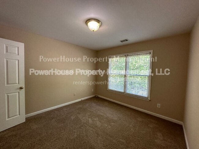 Building Photo - 5075 Byers Rd