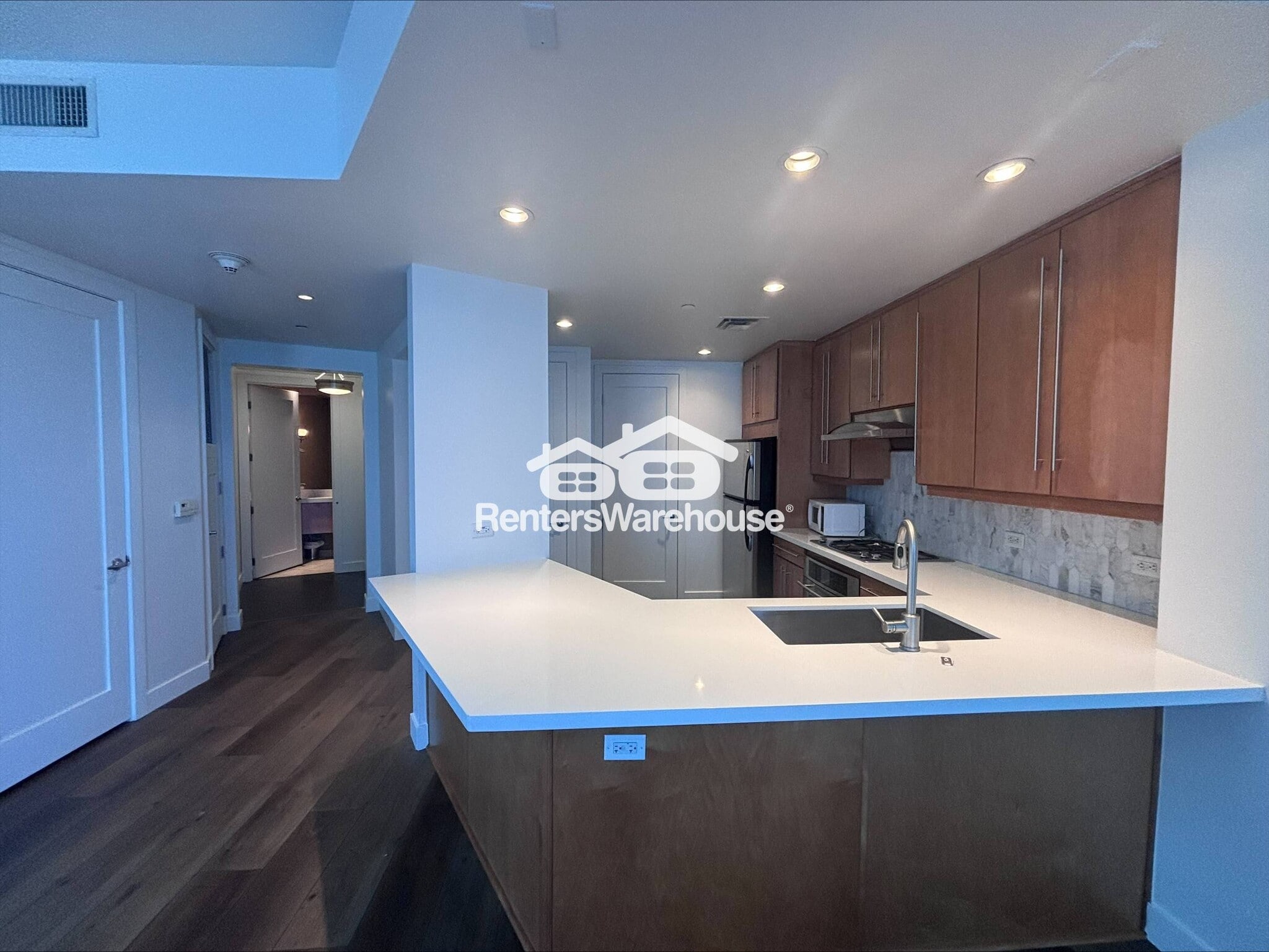 Building Photo - 120 E Rio Salado Pkwy