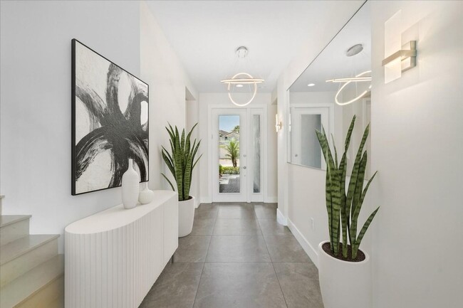 Building Photo - 15377 Green River Ct