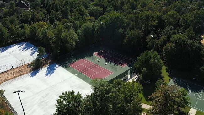 Building Photo - 177 Emory Birch