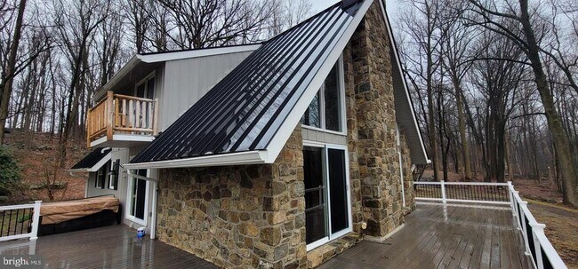 Building Photo - 151 Bollinger Rd