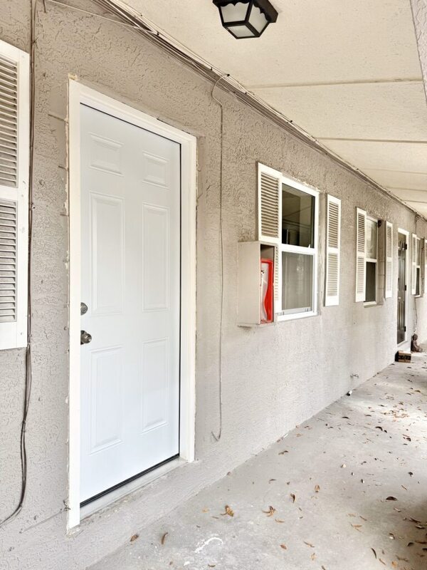 Building Photo - 932 22nd St S