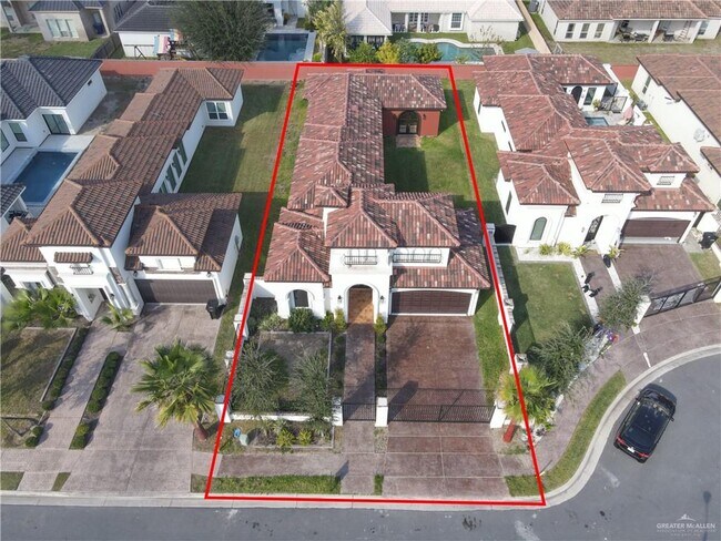 Building Photo - 29 Pecan Ave