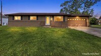 Building Photo - 5240 Carbondale Dr