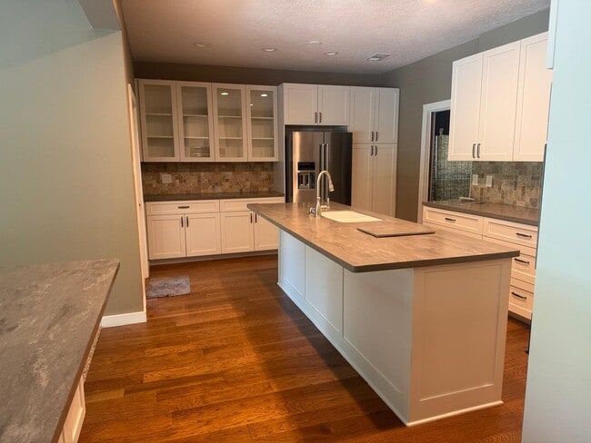 Building Photo - 9 Huntsmans Horn Cir