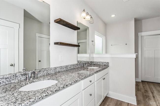 Building Photo - 3285 Southwind Dr