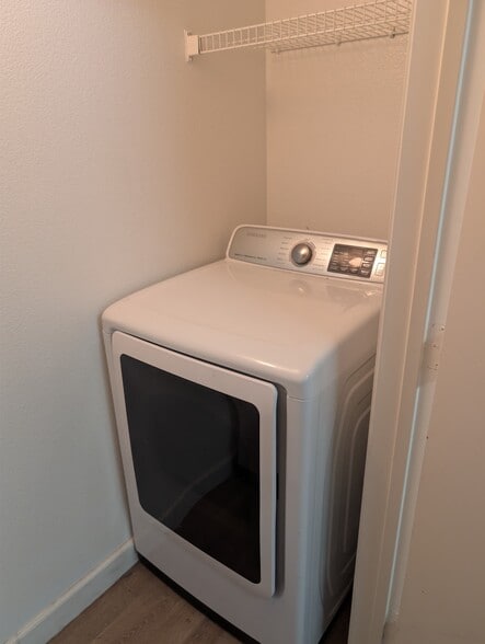 Building Photo - 45 Maleena Mesa St