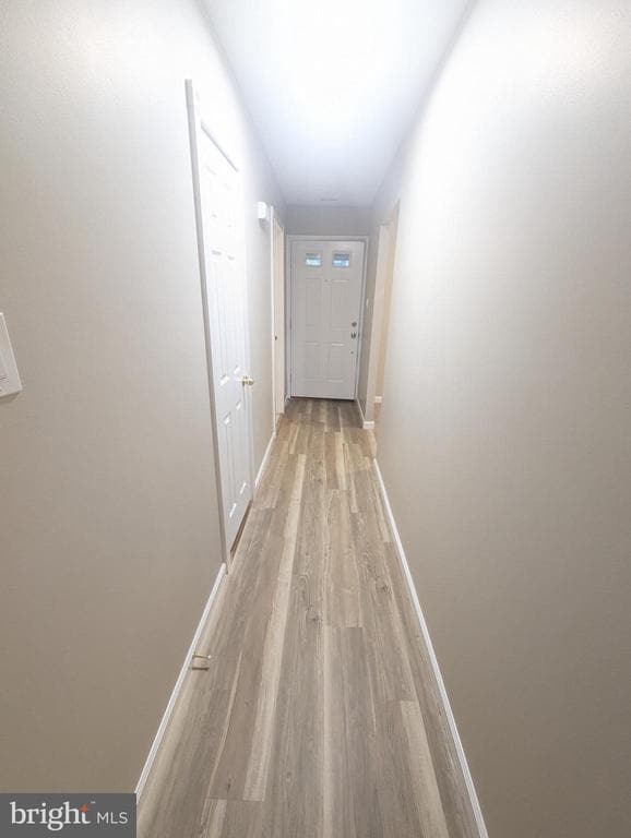 Building Photo - 988 Beechwood Pl