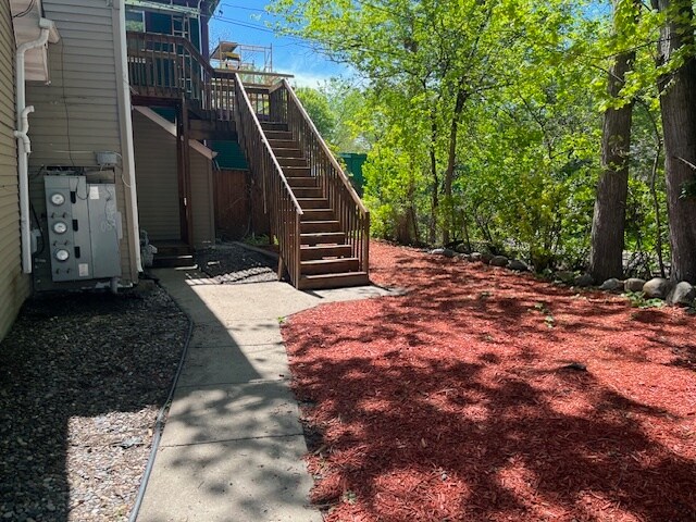 Building Photo - 3500 Minnehaha Ave