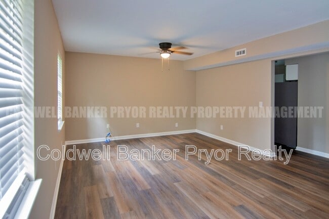 Building Photo - 5824 Moody Sawyer Rd