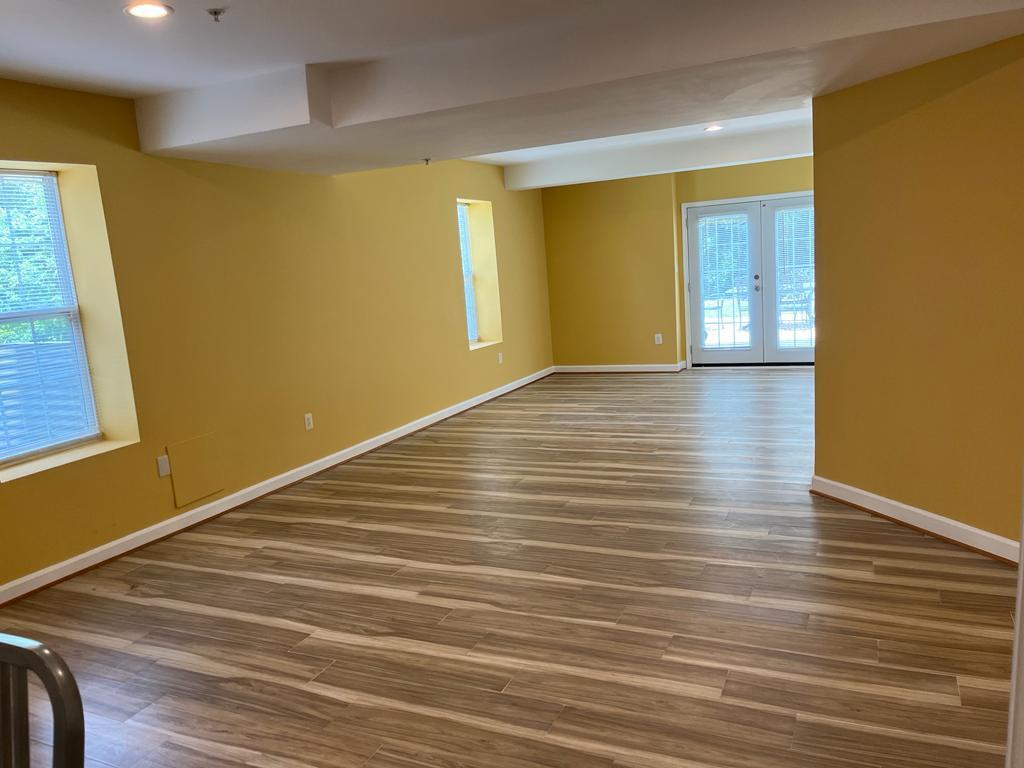 Building Photo - 11404 Glenn Dale Ridge Rd