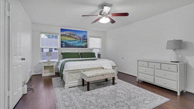 Building Photo - 2608 Bering Dr