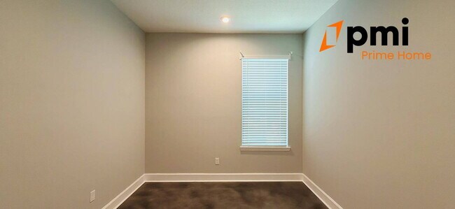 Building Photo - Charming & Spacious Home in one of Clermont’s most desirable neighborhoods.