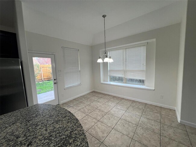 Building Photo - 6030 Clymer Mdw