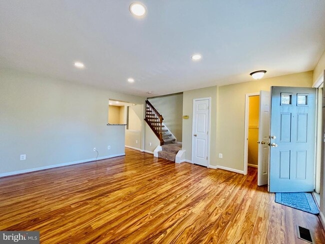 Building Photo - 9703 Sassafras Ct