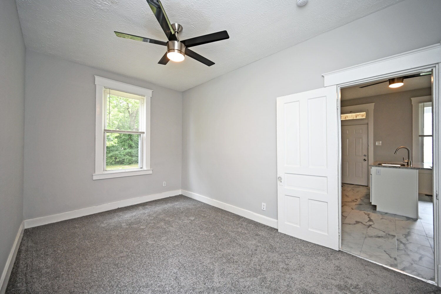 Building Photo - 6116 Conover St