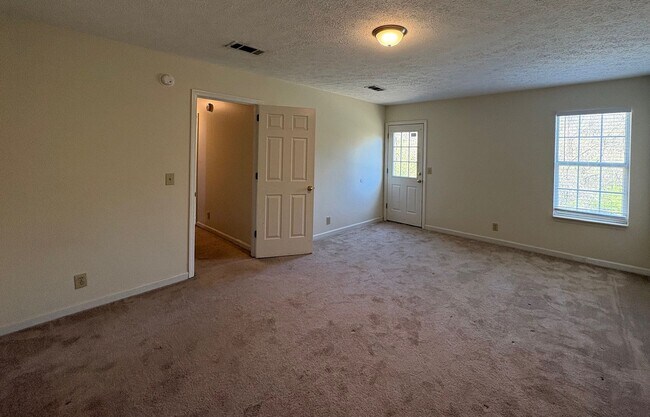 Building Photo - Single Family Home in Villages of Brentwood