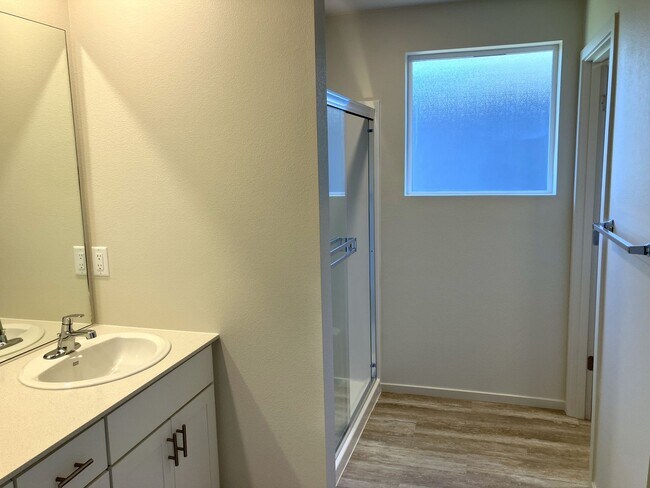 Building Photo - Brand New Three Bedroom Home in East Park Village!
