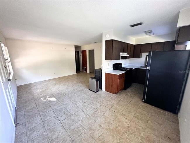 Building Photo - 838 E Indiana Ave