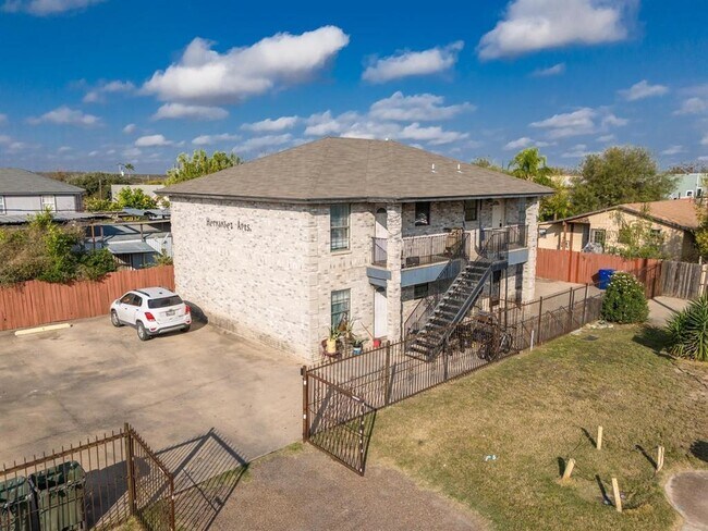 Building Photo - 4102 Eagle Pass Ave