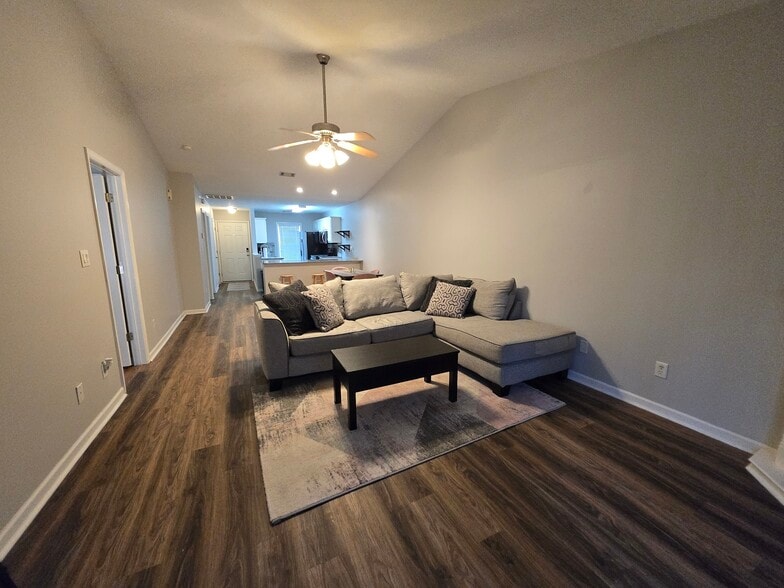 Building Photo - 2177 Bridgeton Rd