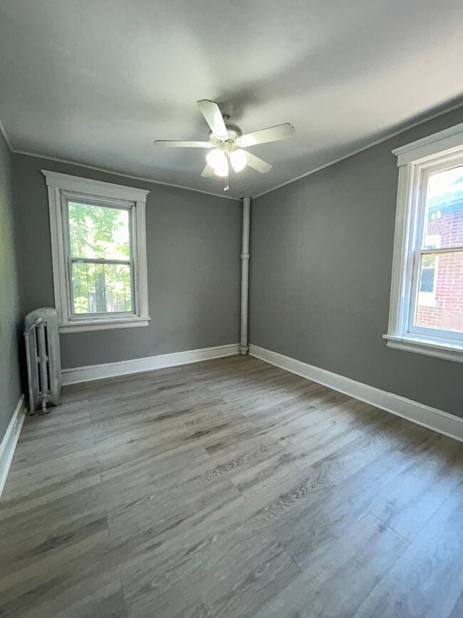 Building Photo - 648 Stuyvesant Ave
