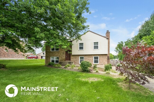 Building Photo - 2800 Summerfield Dr