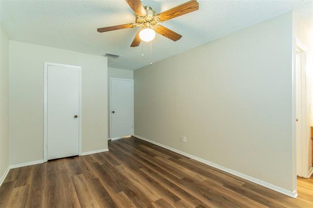 Building Photo - 213 Melinda Dr