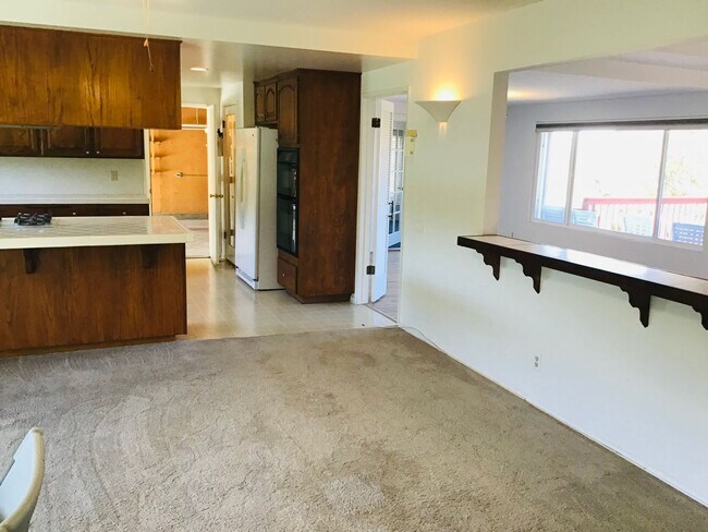 Building Photo - Panoramic views from 4 bedroom in Camarillo!